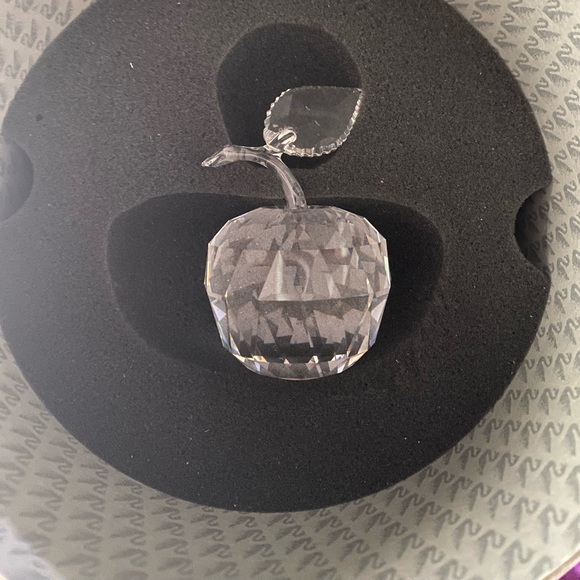Swarovski Crystal Apple - Picture 2 of 8